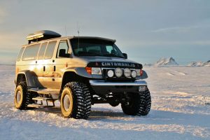 Winter super jeep tour in Iceland