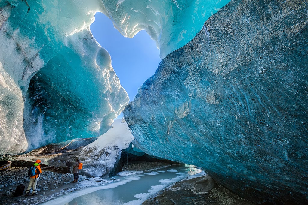 Discovering an ice cave in the Vatnajokull glacier