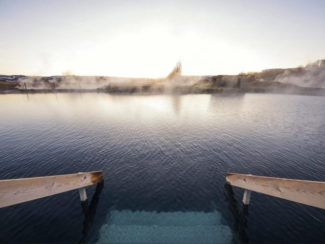 Iceland Golden Circle Secret Lagoon hot spring-4