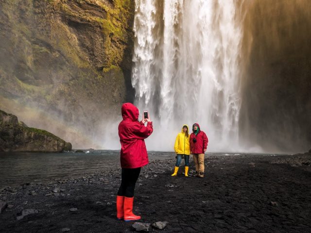 Iceland-Private-South-coast-tour-Skogafoss-travelers-SS1