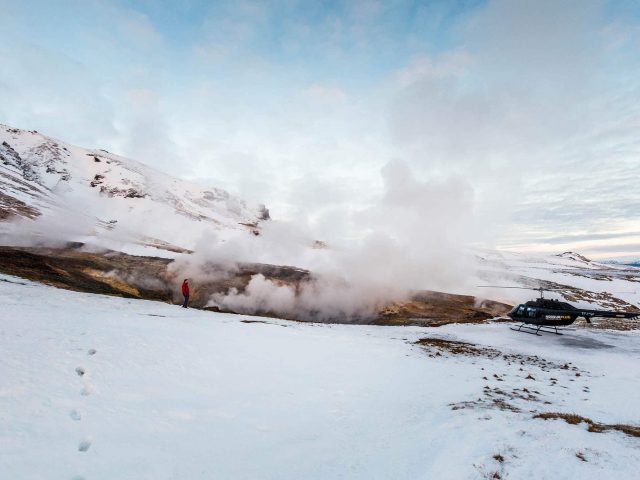 iceland-geothermal-helicopter-01