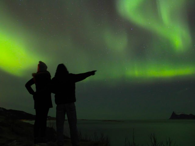 iceland-private-northern-lights-tour-02