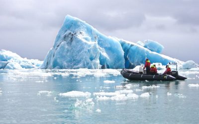 Exploring an iceberg - Zodiac boat tour